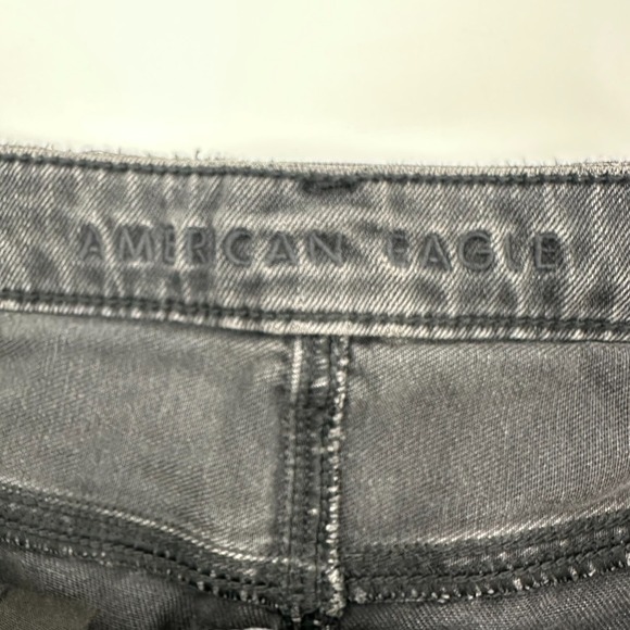 American Eagle Outfitters High Rise Baggy Shorts Womens Size 10 Black Distressed - Picture 3 of 10